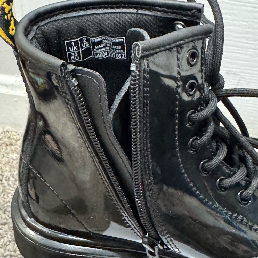 Dr. Martens Kids’ 1460 Black Rainbow Boot-$70 - Picture 7 of 9